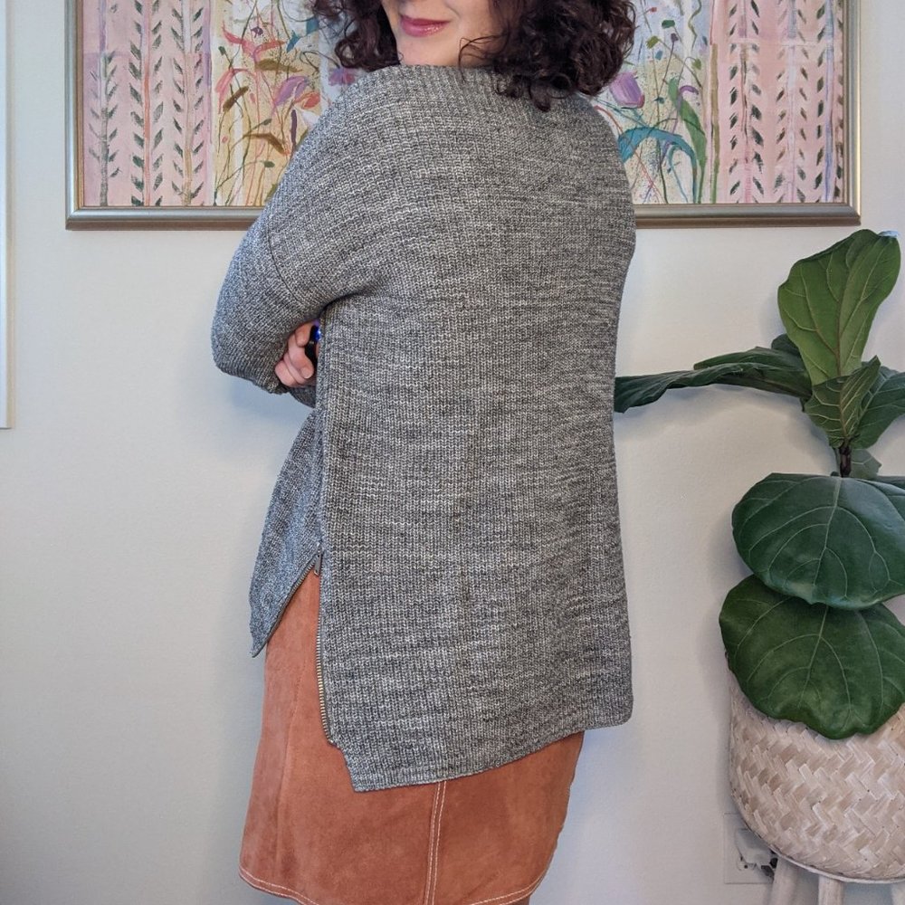 H&M slouchy gray knit sweater with zipper detail - Picture 3 of 4